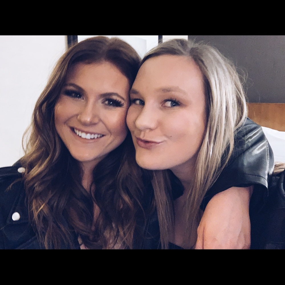 Meet your Posher, Lauren